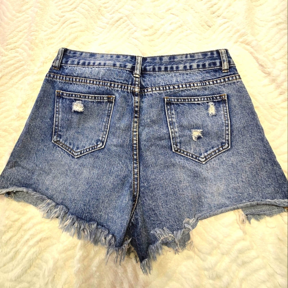 Distressed Blue Denim Women Ripped Shorts. Size 31 - Picture 2 of 8